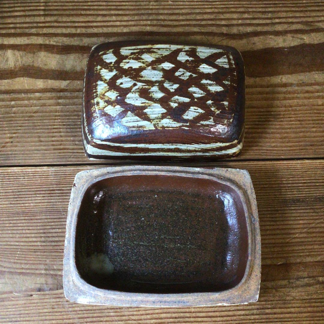 No4081鉄釉　蓋内鳥文　蓋物　合子　小物入れ　陶磁器　民藝　古美術　送料無料