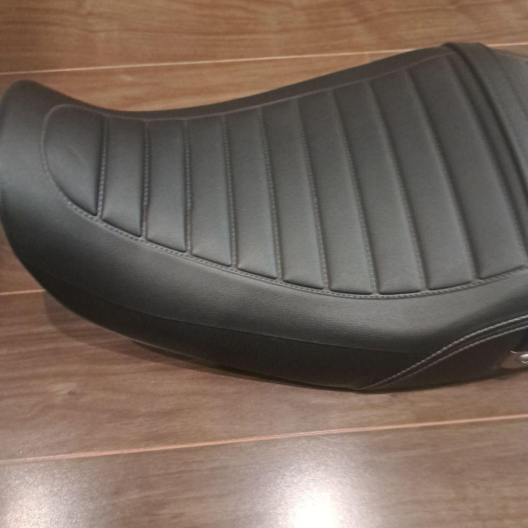 【送料込】Z900RS 純正シート