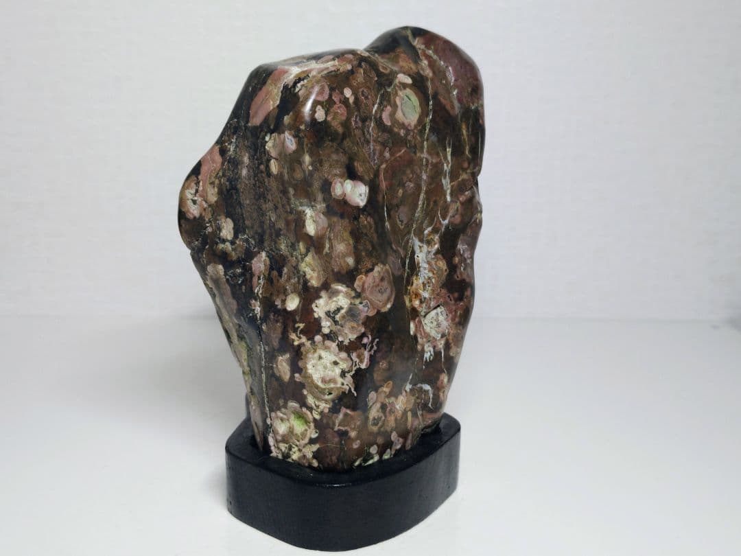 梅花石 1.1kg 紋石 花紋石 原石 鑑賞石 自然石 誕生石 鉱物 鉱石 水石