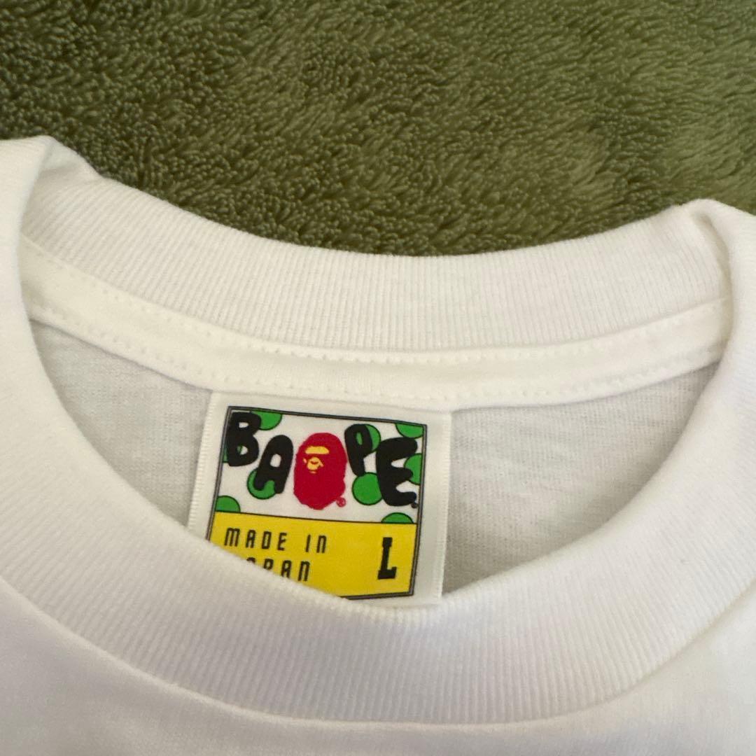 エイプスポンジボブコラボTシャツ