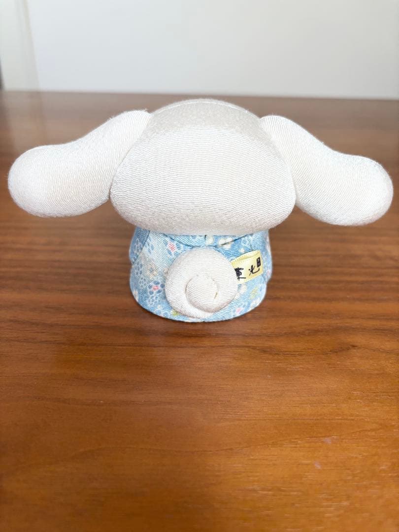 【新品】招き猫　シナモロール　サンリオ　コラボ人形　柿沼東光