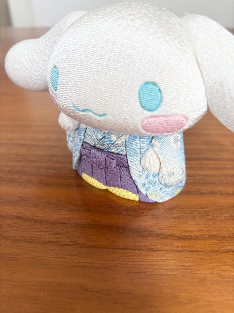 【新品】招き猫　シナモロール　サンリオ　コラボ人形　柿沼東光