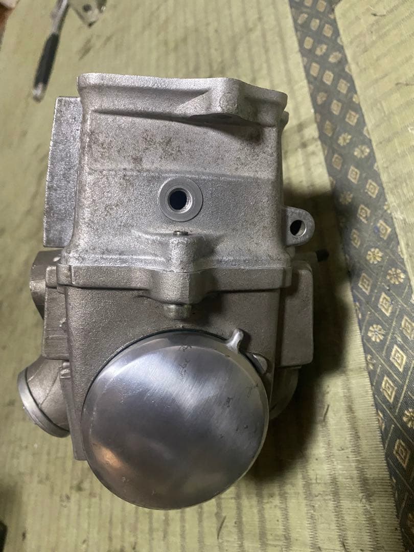 武川シリンダーヘッド106cc