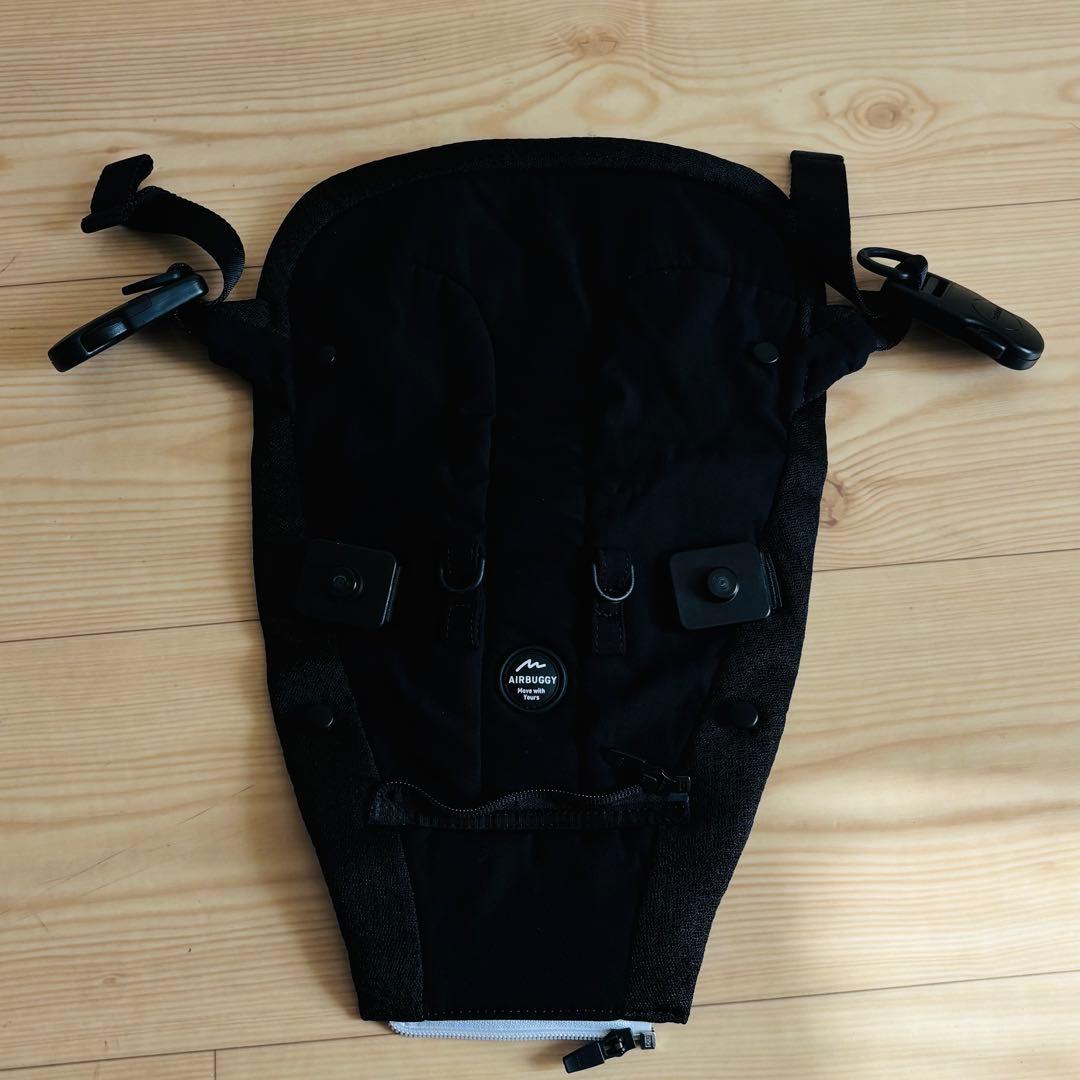 エアバギーベビーキャリアベーシックプラス　黒　美品　抱っこ紐　3way