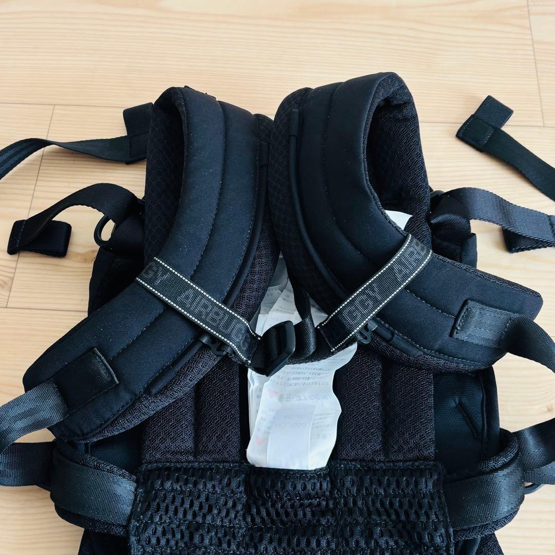 エアバギーベビーキャリアベーシックプラス　黒　美品　抱っこ紐　3way