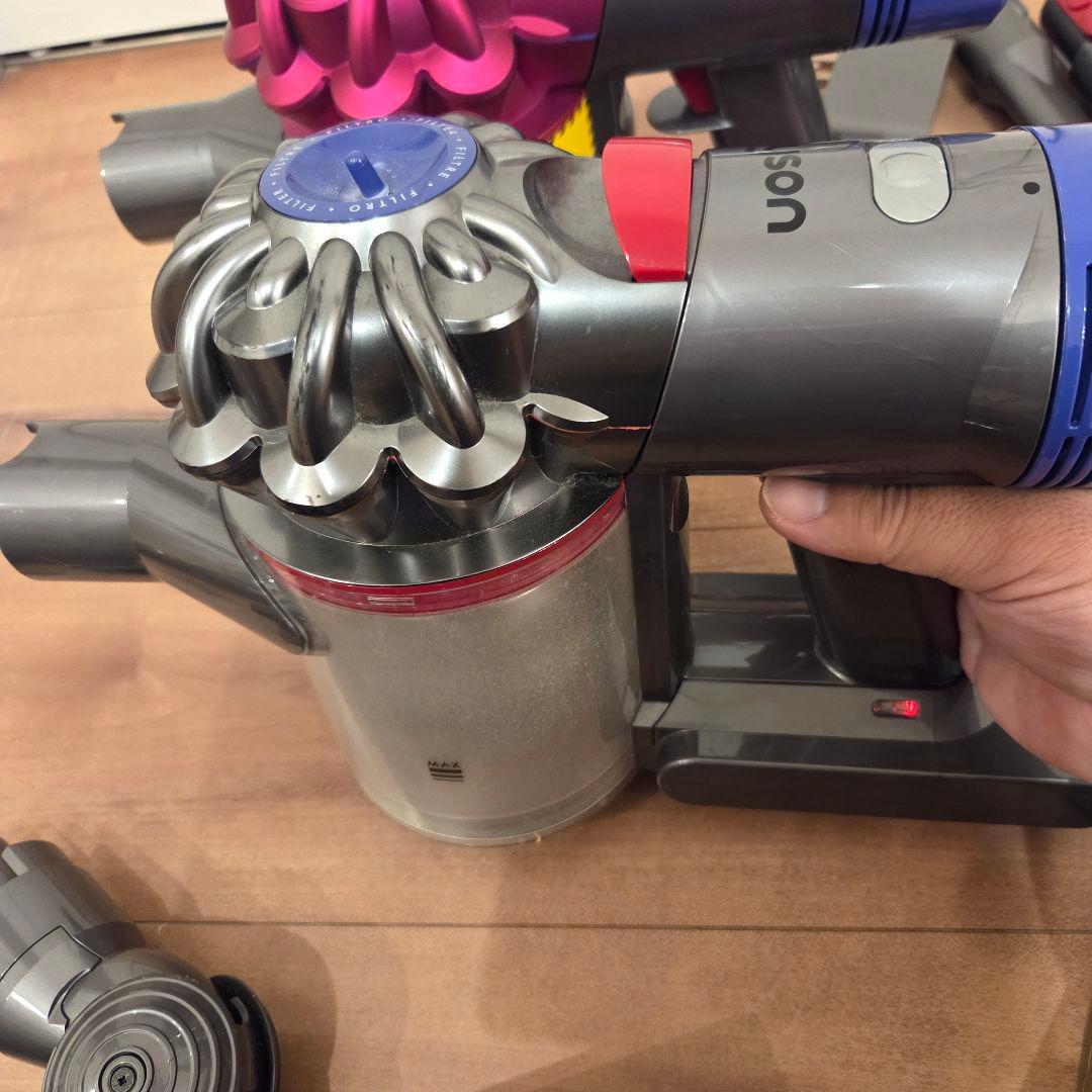 【限定格安】Dyson ダイソンSV11.SV10　掃除機 モーターブラシ2つ付