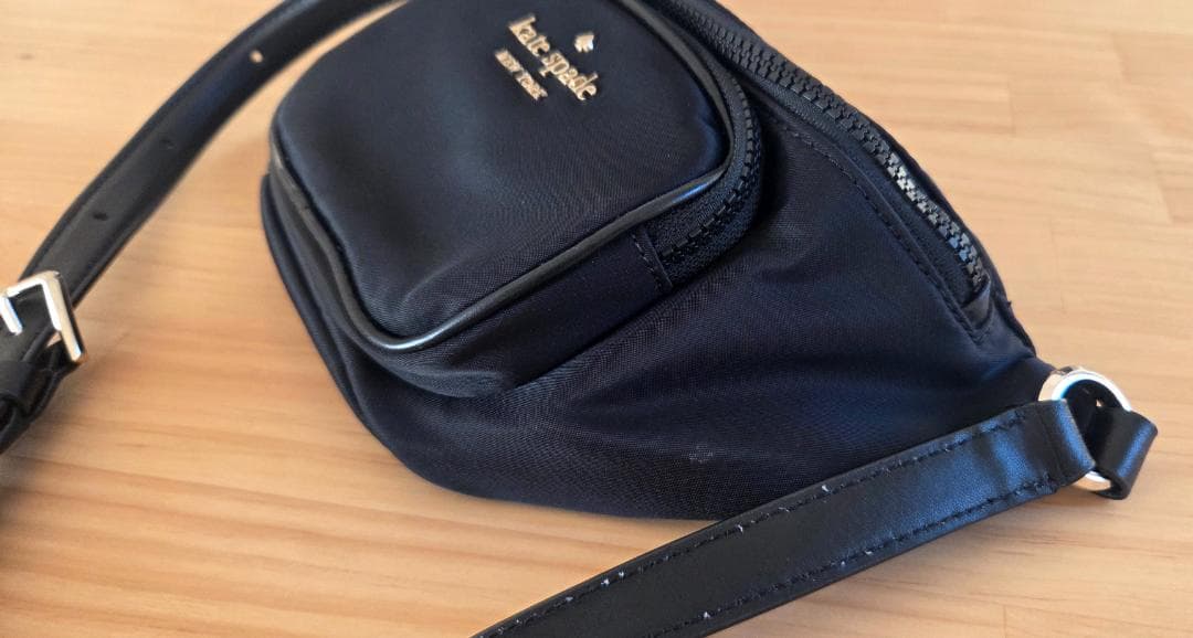 【美品】kate Spade　ケイトスペード　ウエストポーチ　ボディバッグ
