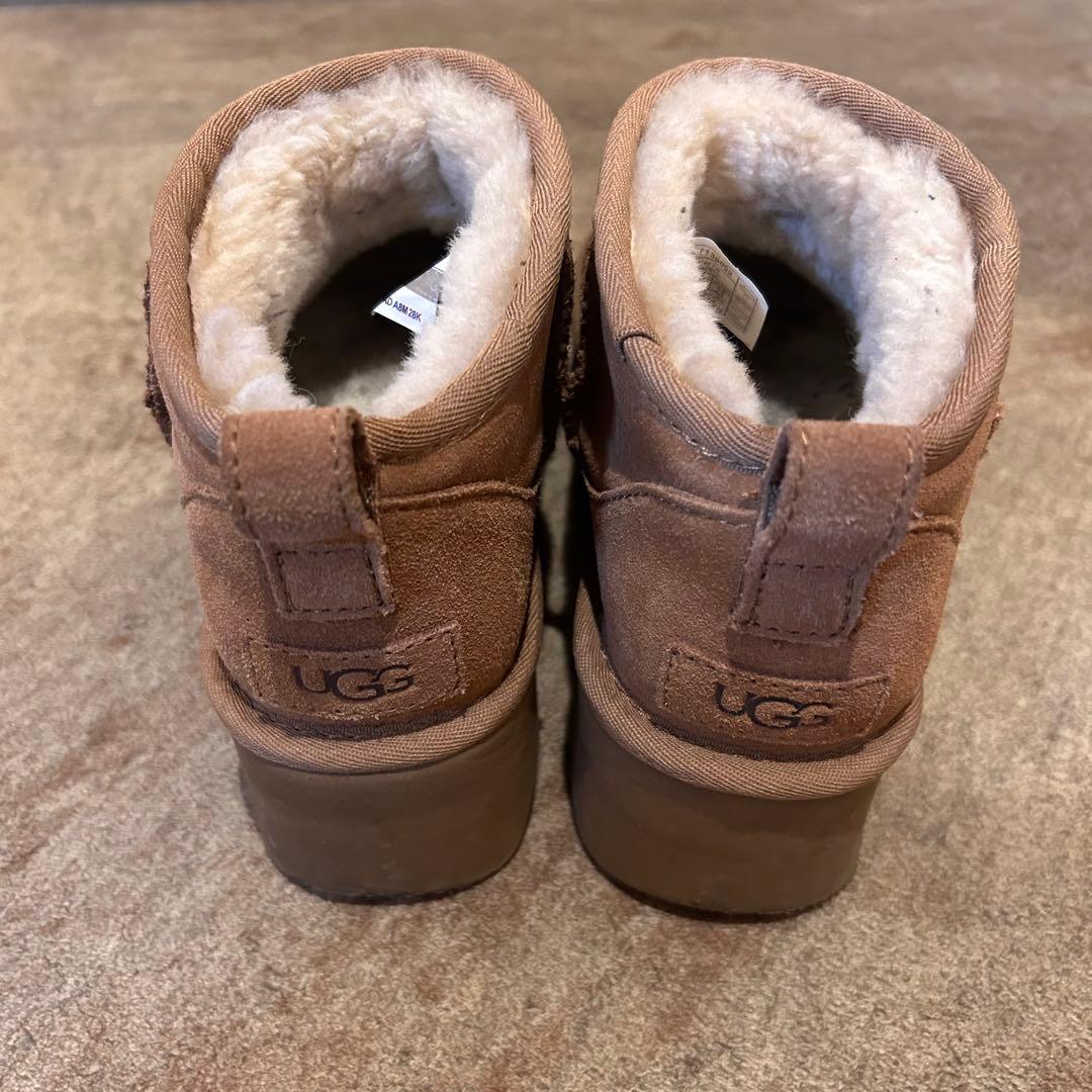 UGG ブラウン 厚底ムートンブーツ