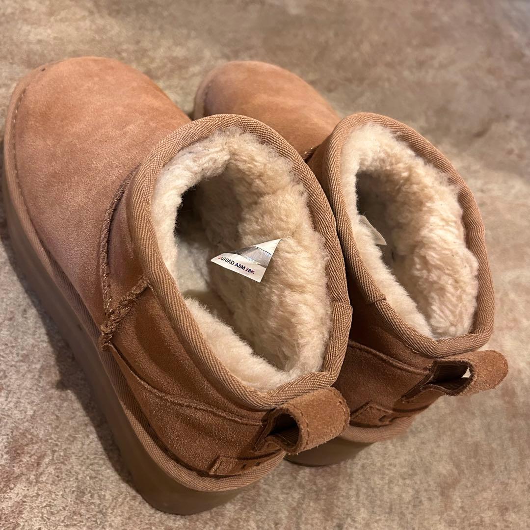 UGG ブラウン 厚底ムートンブーツ