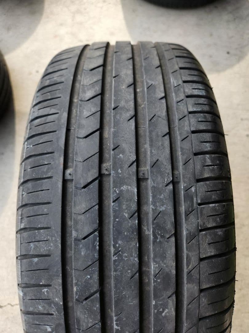 MOMO TOPRUN M-300 205/40R17 ４本