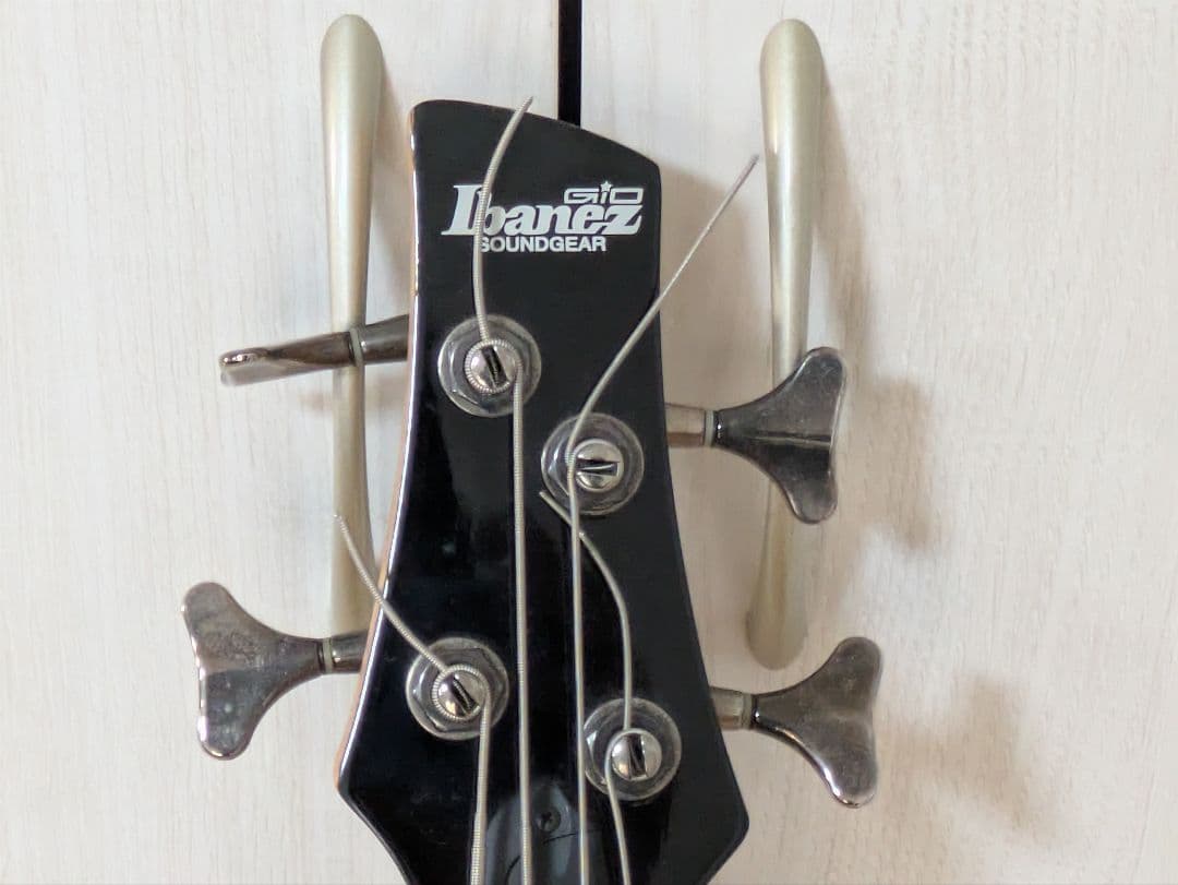 Ibanez Soundgear 4弦エレキベース ブラック/グレー