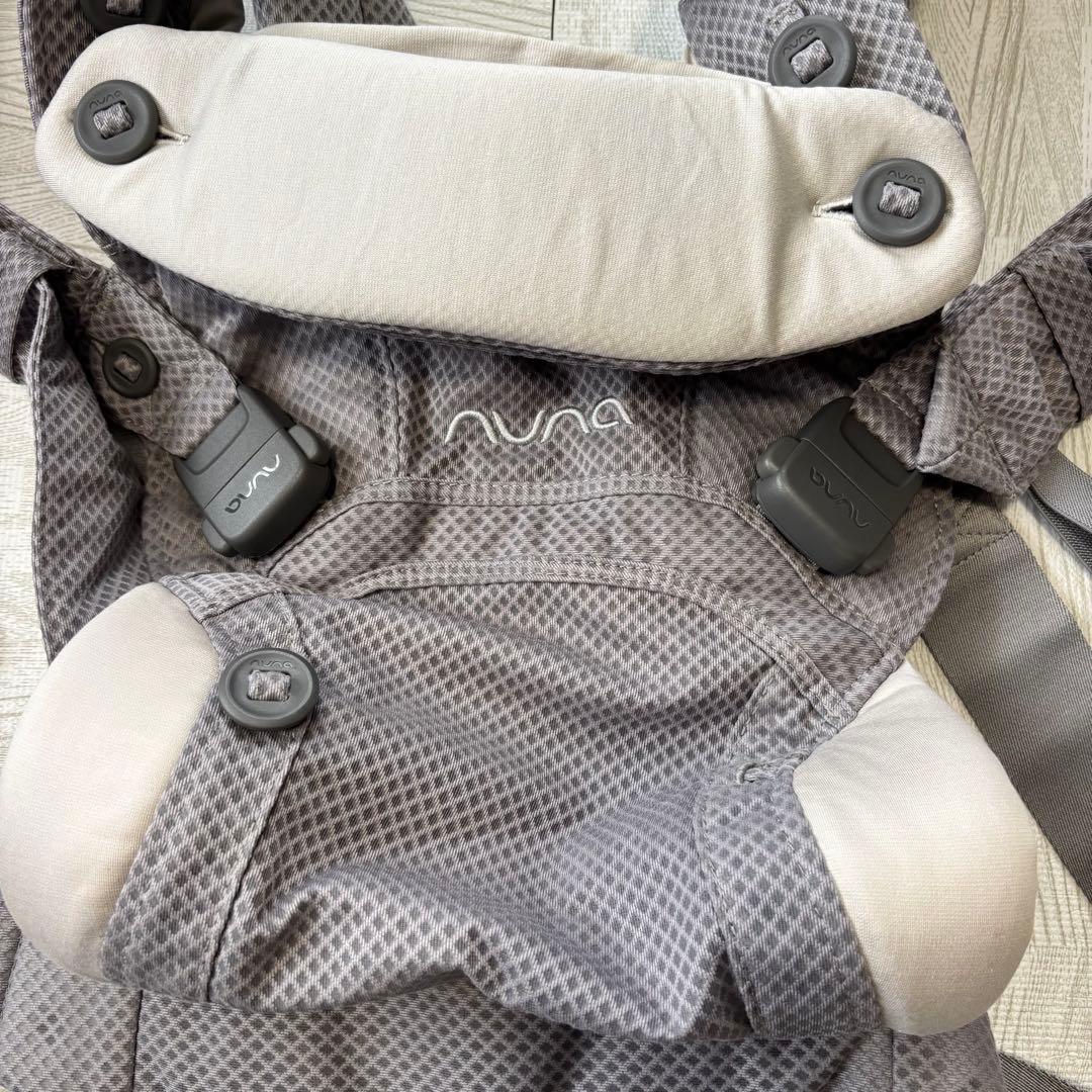 ⭐️美品⭐️NUNA Cudl Click 抱っこ紐 Fog