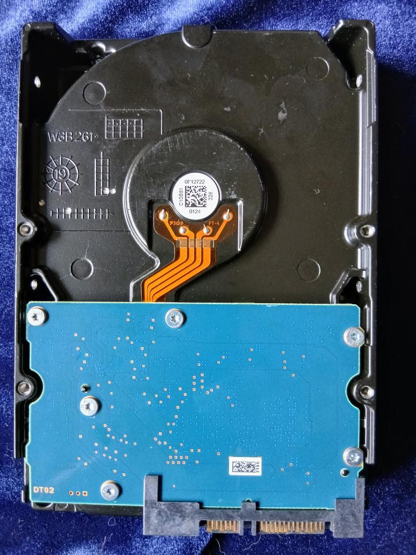 東芝 DT02ABA600 6TB HDD 電源投入19回