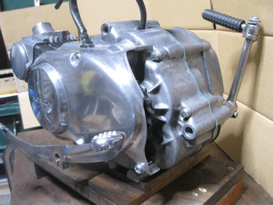 ホンダダックス 6V４速エンジン