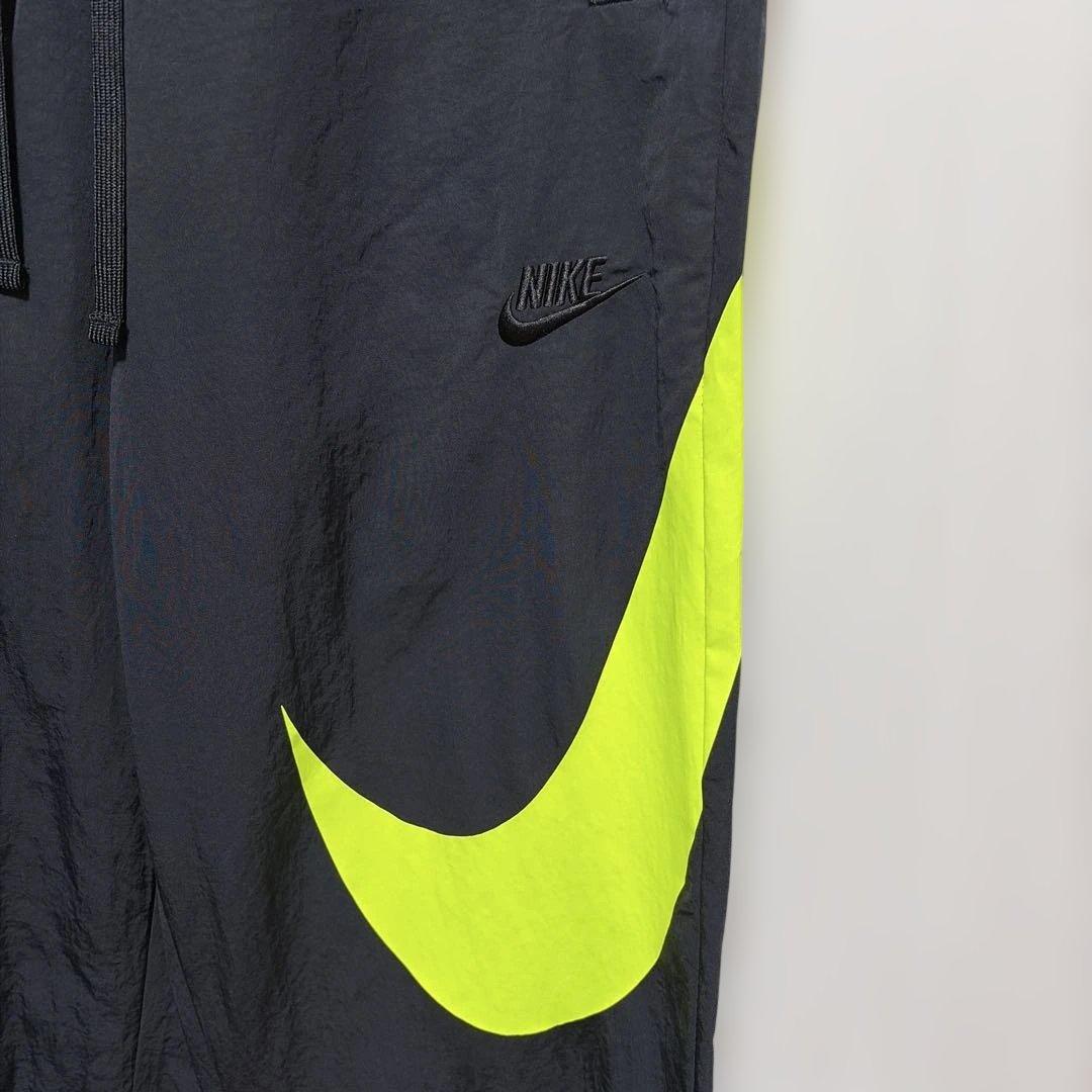 【美品】 NIKE ナイロンパンツ ブラック Mサイズ
