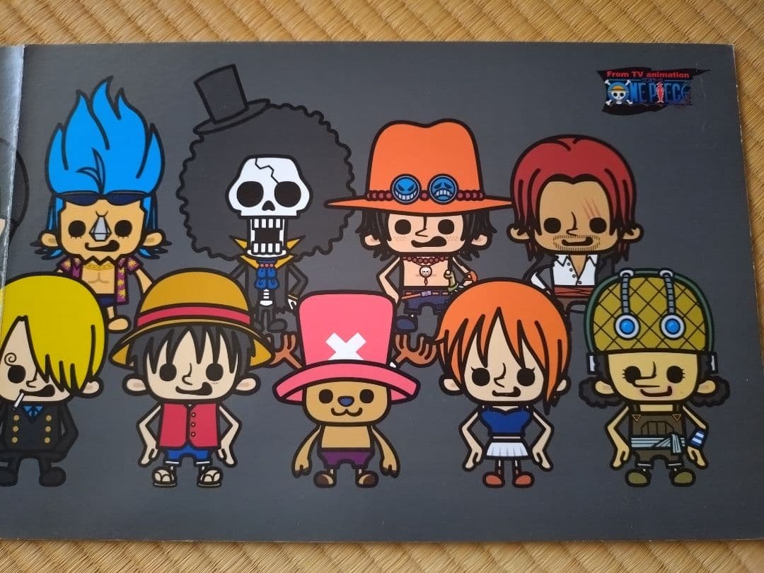 書店店頭限定　ONE PIECE カートゥーン風キャラクター飾り