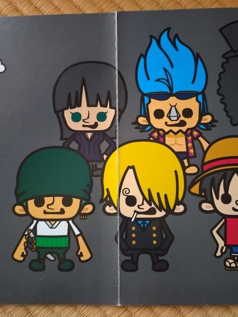 書店店頭限定　ONE PIECE カートゥーン風キャラクター飾り