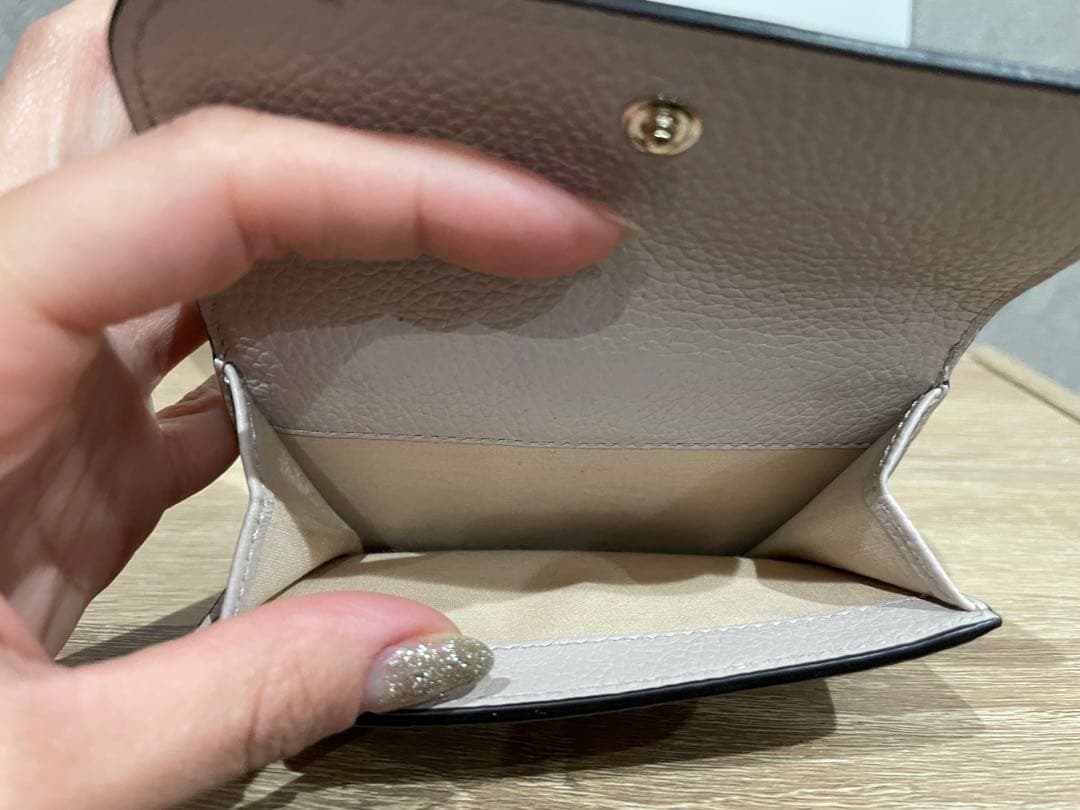 Chloé ライトグレー 三つ折り財布⚠️半額⚠️