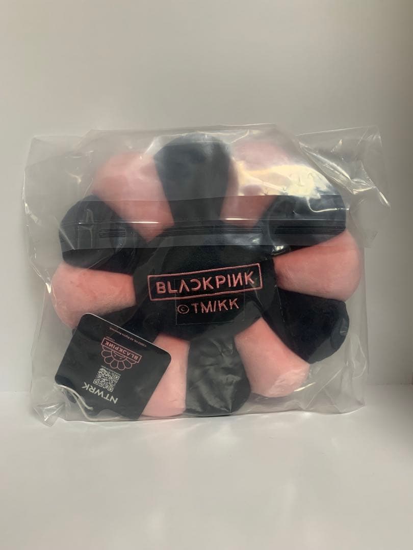 村上隆　blackpink クッション