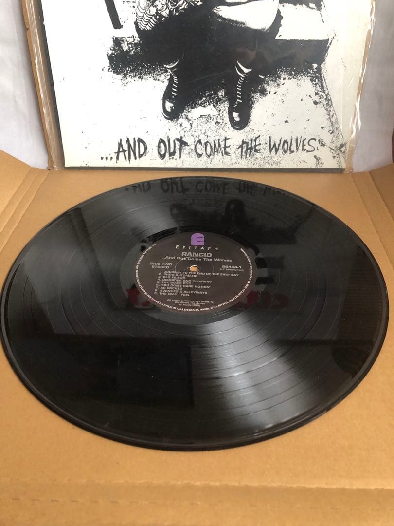 ランシド　レコード ...AND OUT COME THE WOLVES