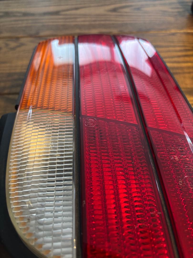  E36 Coupe用純正テールランプ　左右セット
