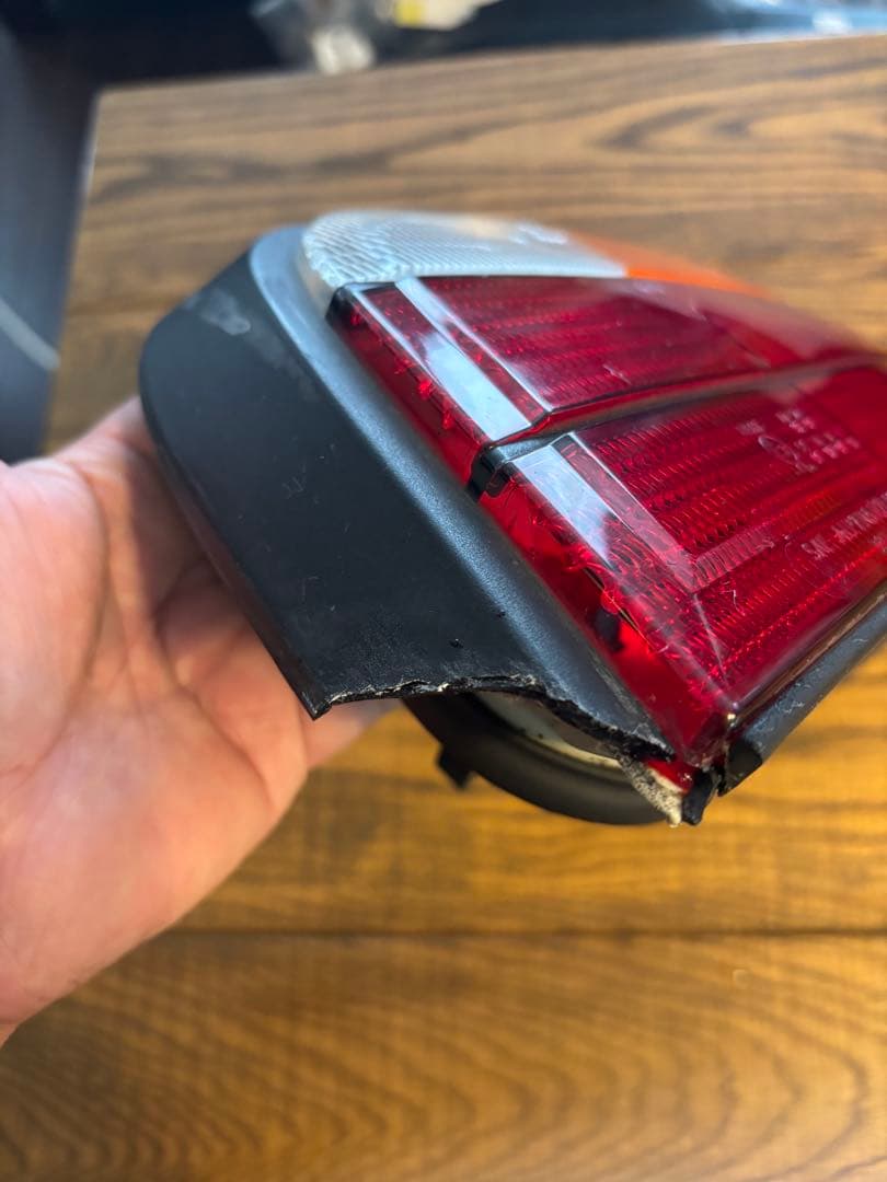  E36 Coupe用純正テールランプ　左右セット
