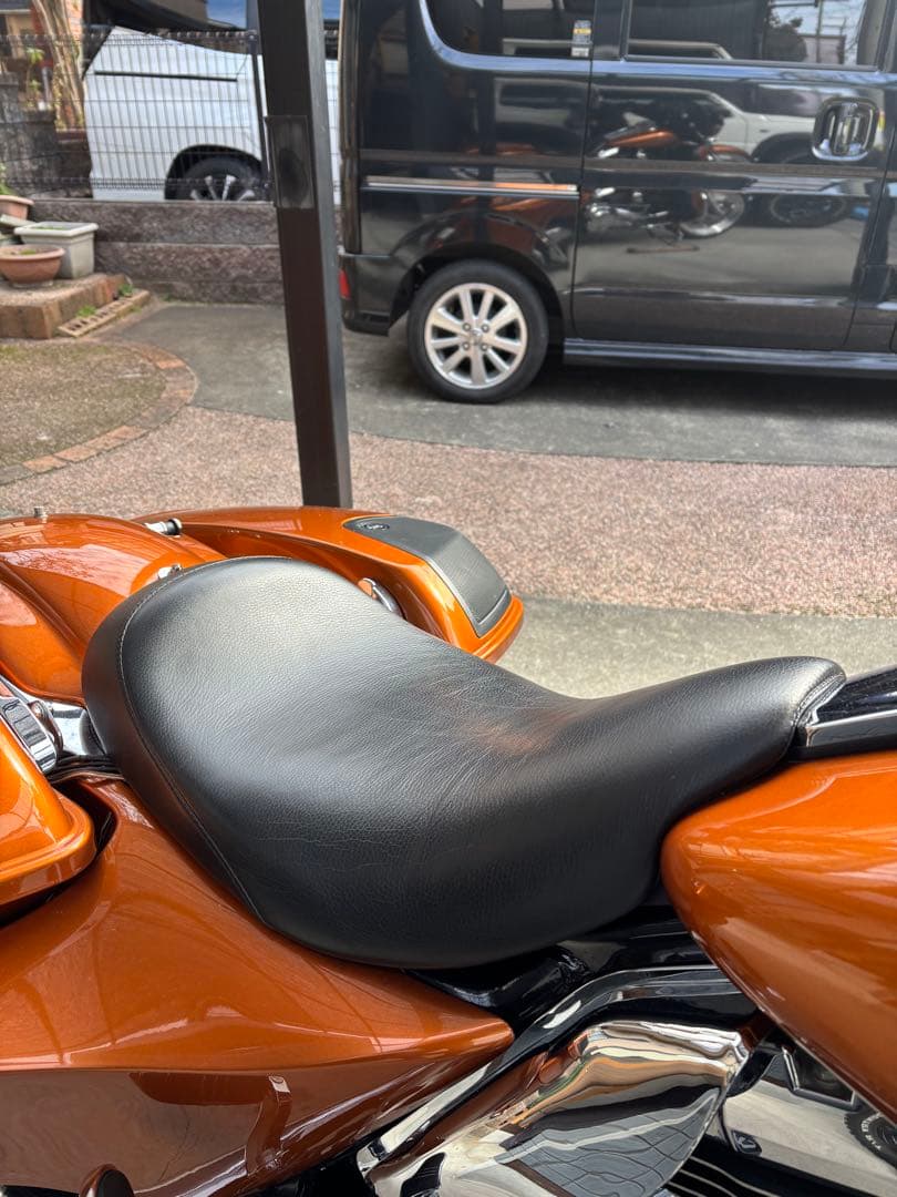 Harley-Davidson ツーリング08-21純正OP ブローラーシート