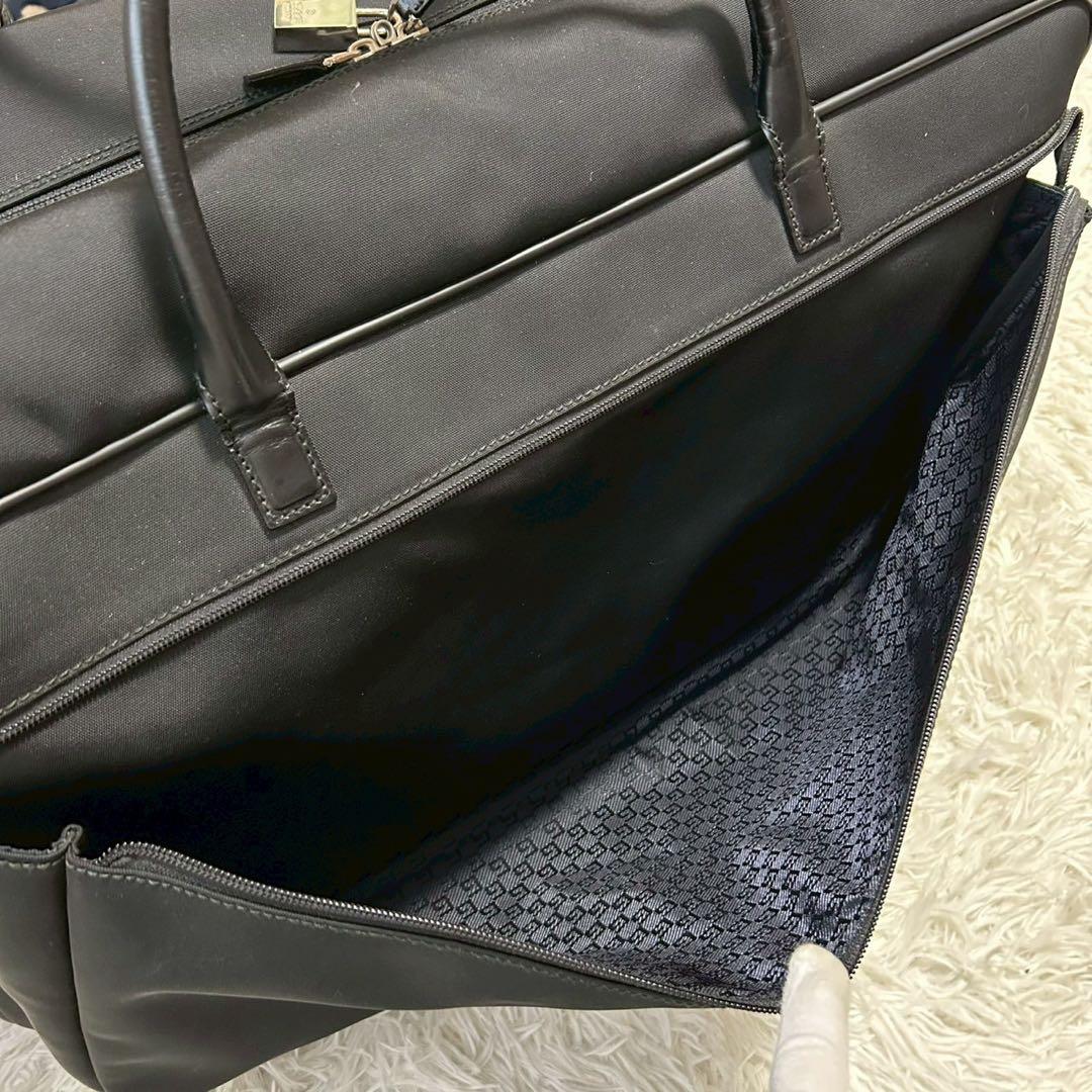 【極美品】グッチ キャリーバッグ ボストン スーツケース ビジネス レザー 黒