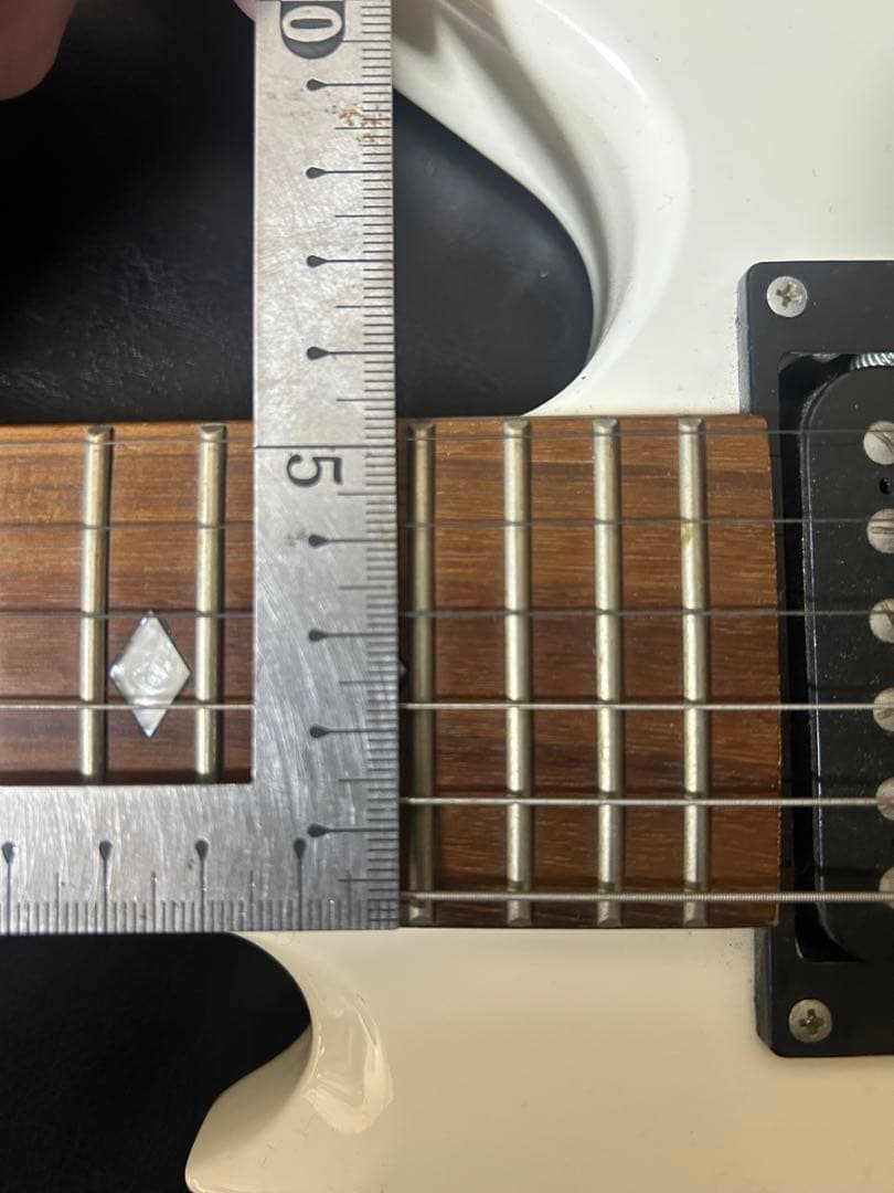 B.C. Rich ビーシーリッチ　アイアンバード　ホワイト　レア色