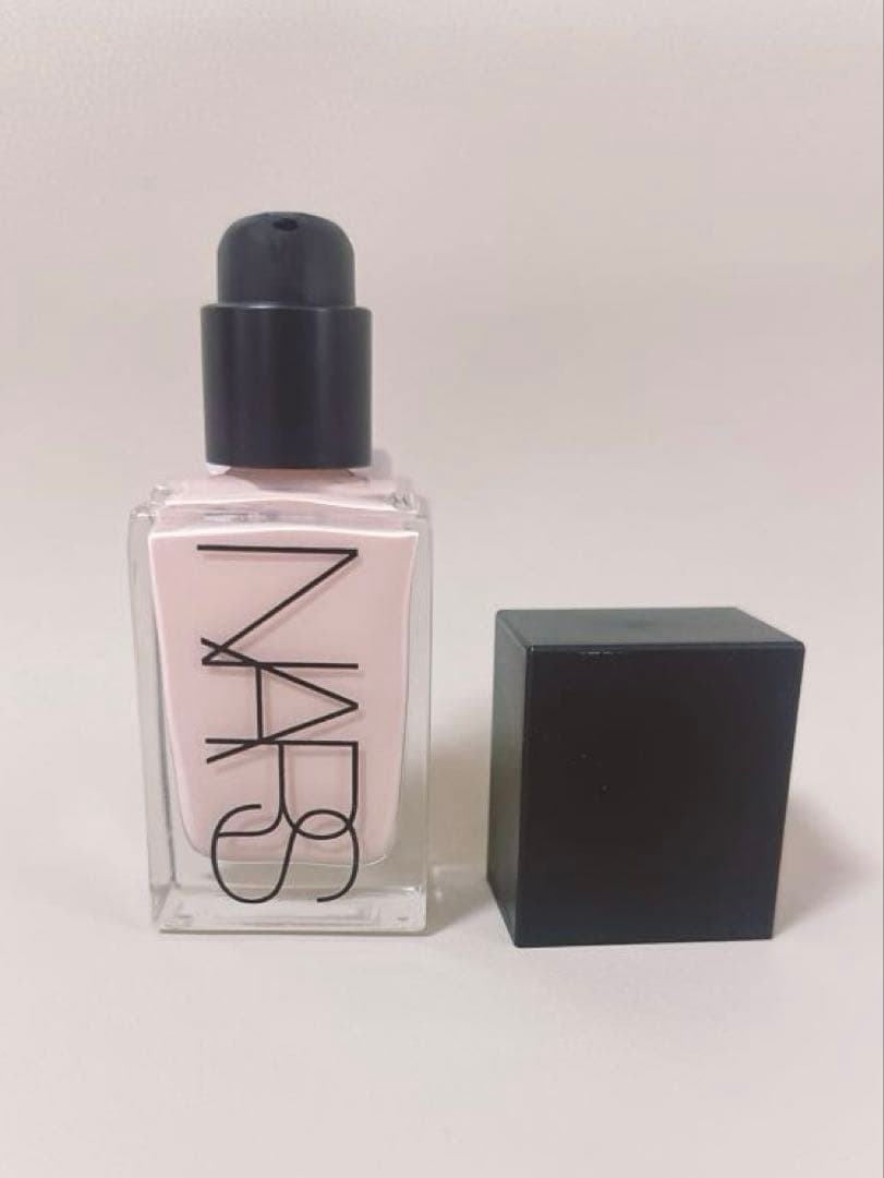NARS ナーズ ライトリフレクティング ファンデーション 02164 OSLO