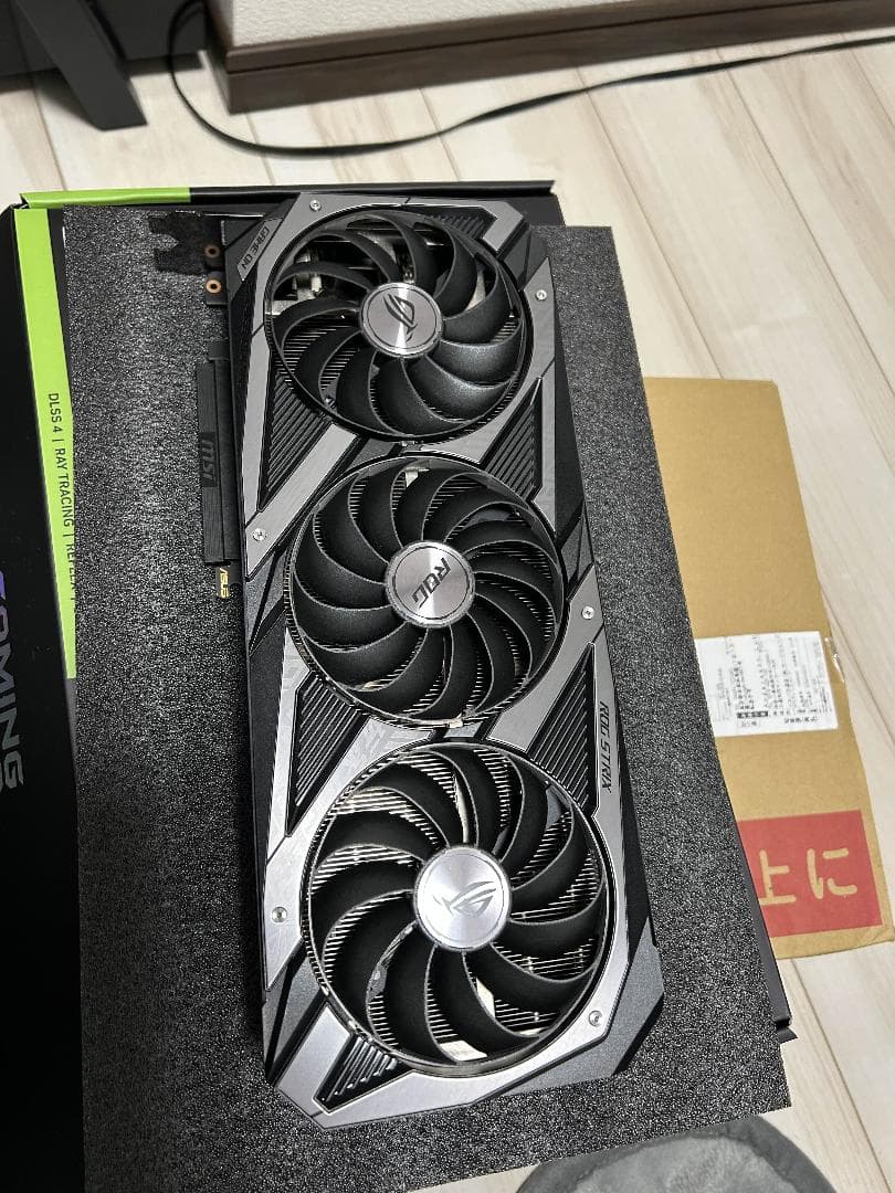 グラフィックボード・グラボ・ビデオカード ASUS ROG Strix RTX 3070 8gb