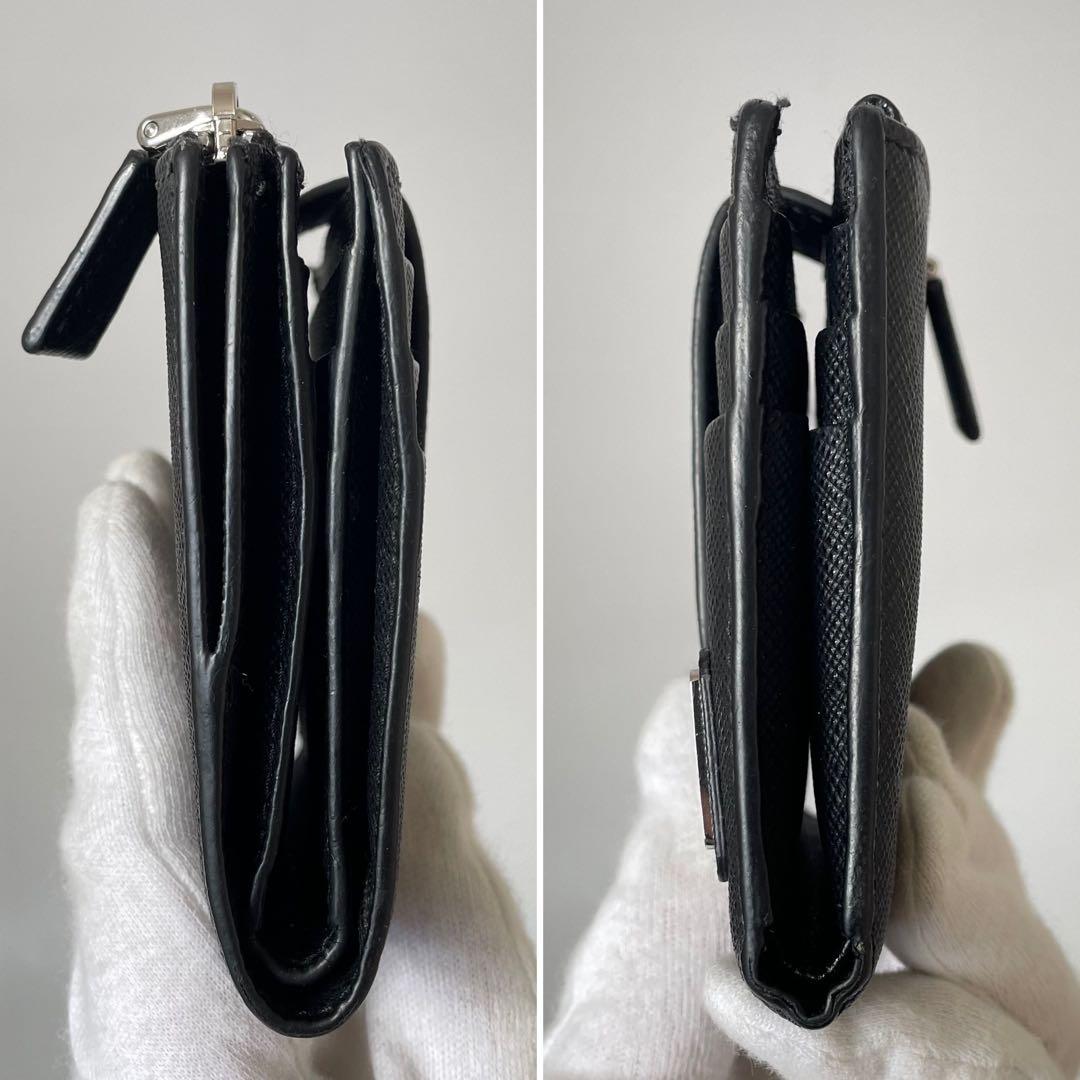 【極美品】プラダ 二つ折り財布 サフィアーノレザー 三角ロゴ 2MC066