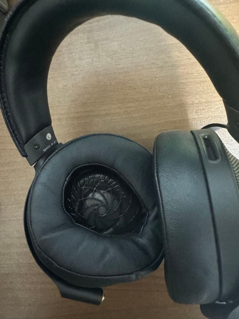 SONY製ヘッドホン MDR-Z1R