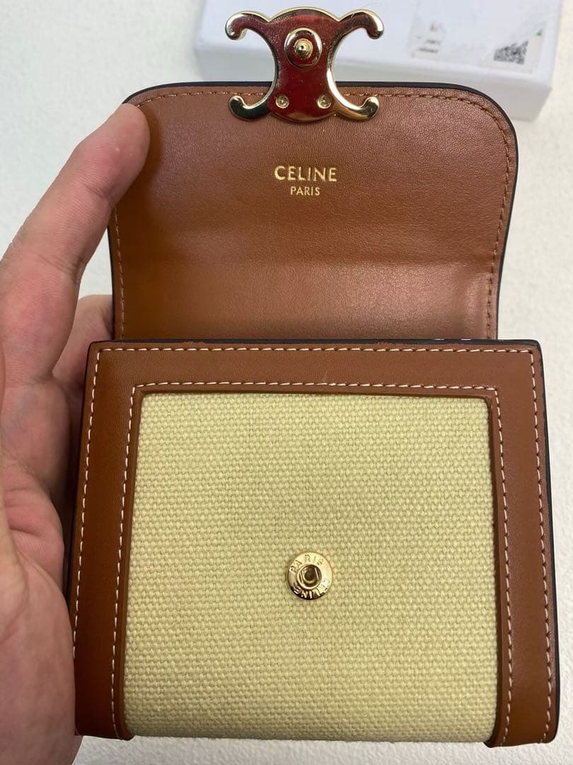 CELINE 3つ折り財布