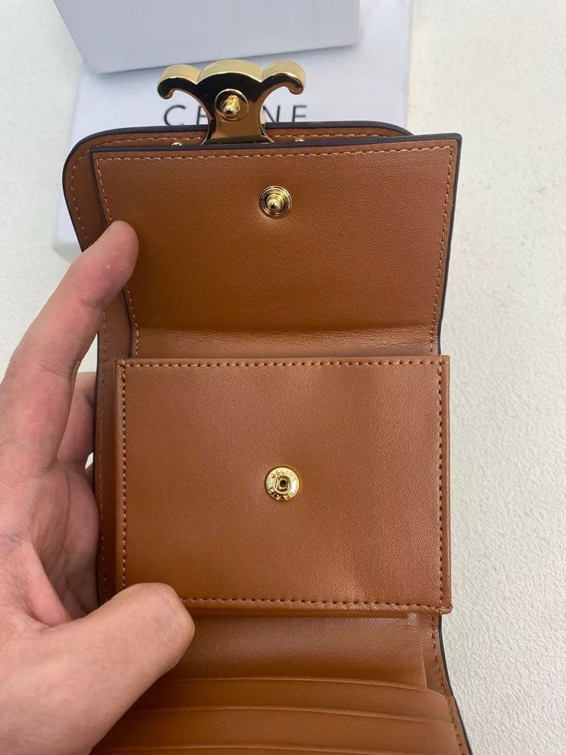 CELINE 3つ折り財布