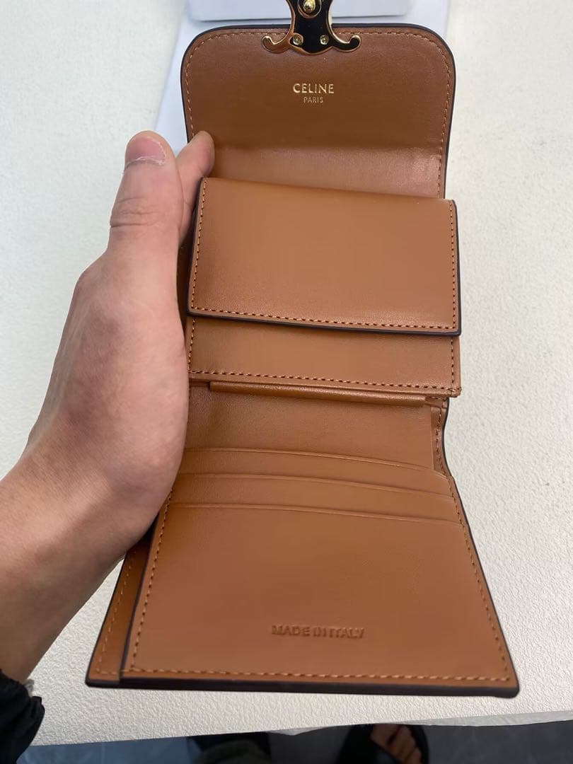 CELINE 3つ折り財布