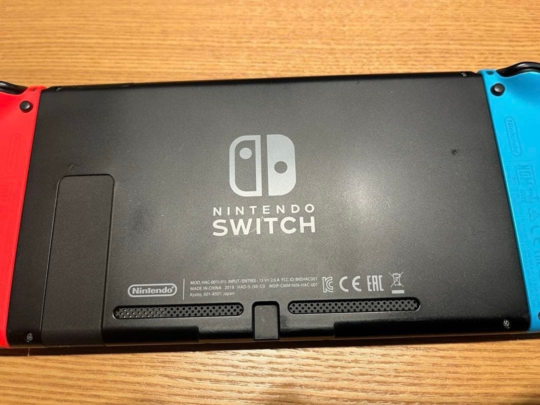 Nintendo Switch 本体 赤/青 付属品付き