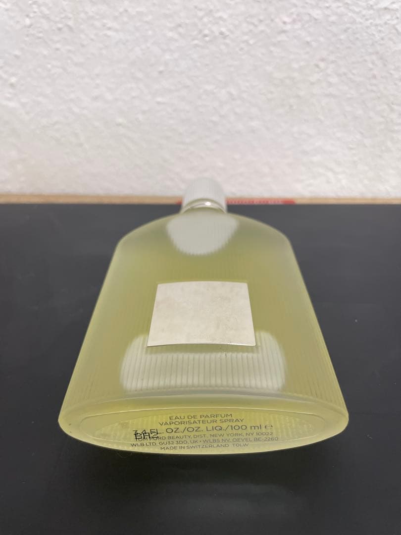 香水(男性用) Tomford grey vetiver edp 100ml