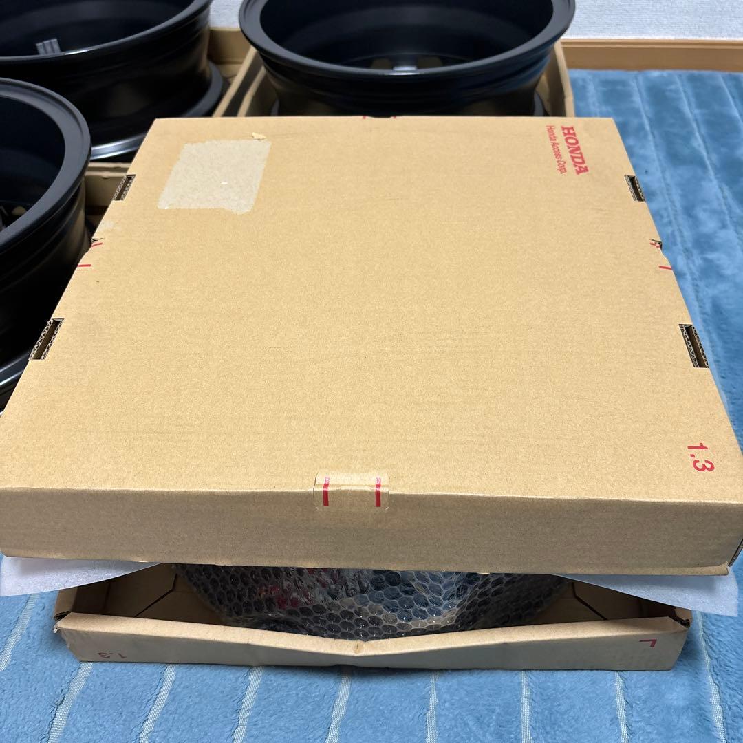新車外し ホンダ 新型フリードクロスター純正ホイール4本セット 二個口発送 ②
