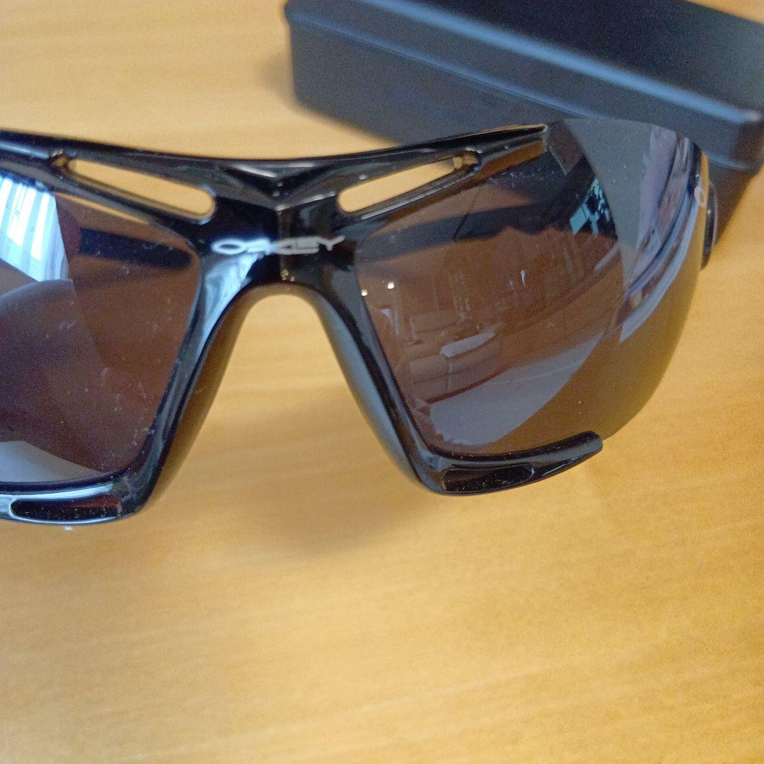 t*1様 オークリー　OAKLEY　サングラス　スポーツ　ブラック DJ9118