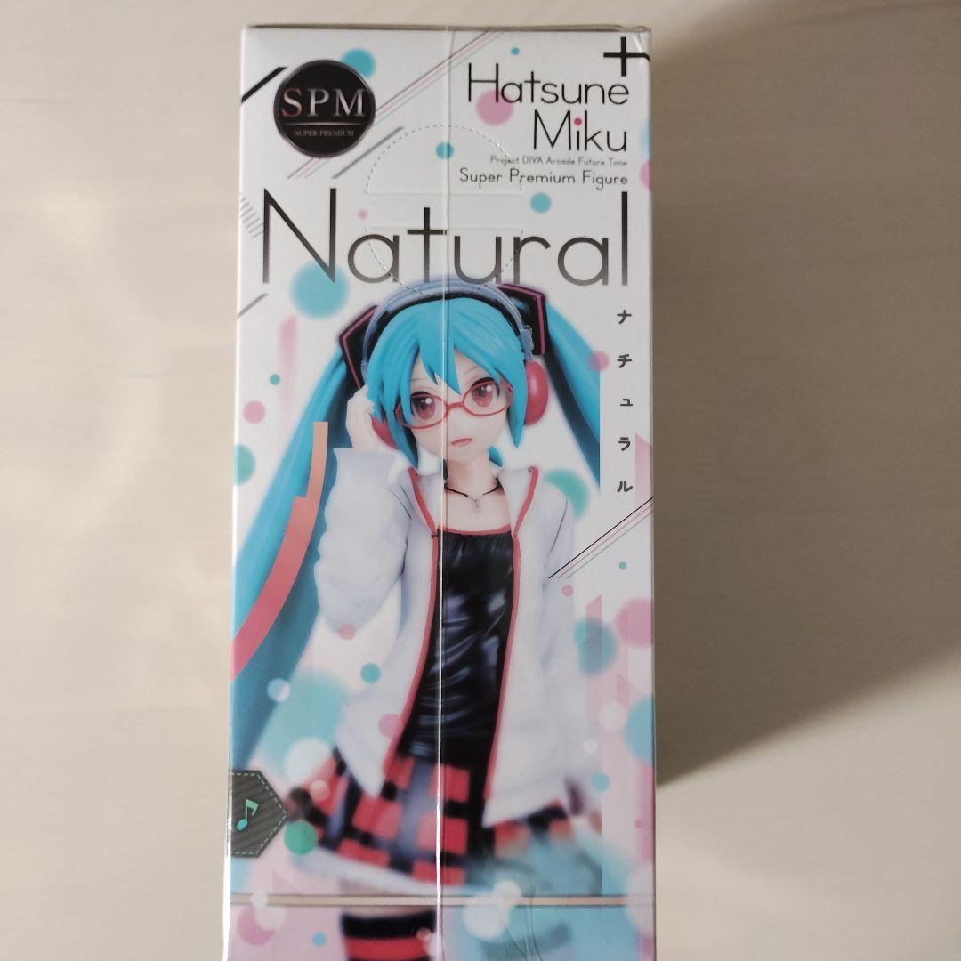 【未開封】初音ミク Project DIVA ナチュラルフィギュア