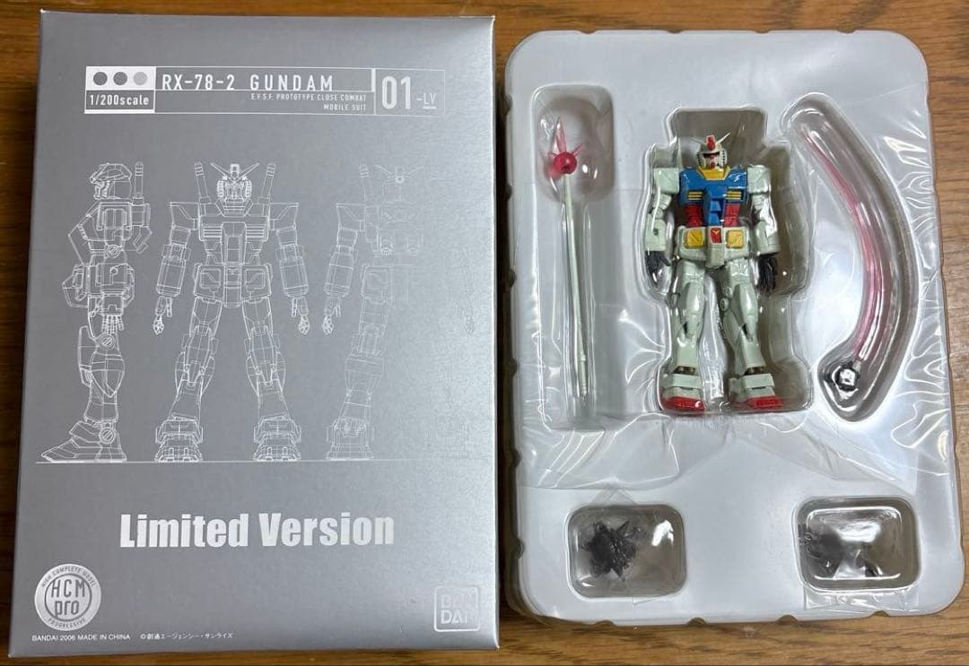 機動戦士ガンダム DVD-BOX 1〈初回限定生産・6枚組〉1/200フィギュア