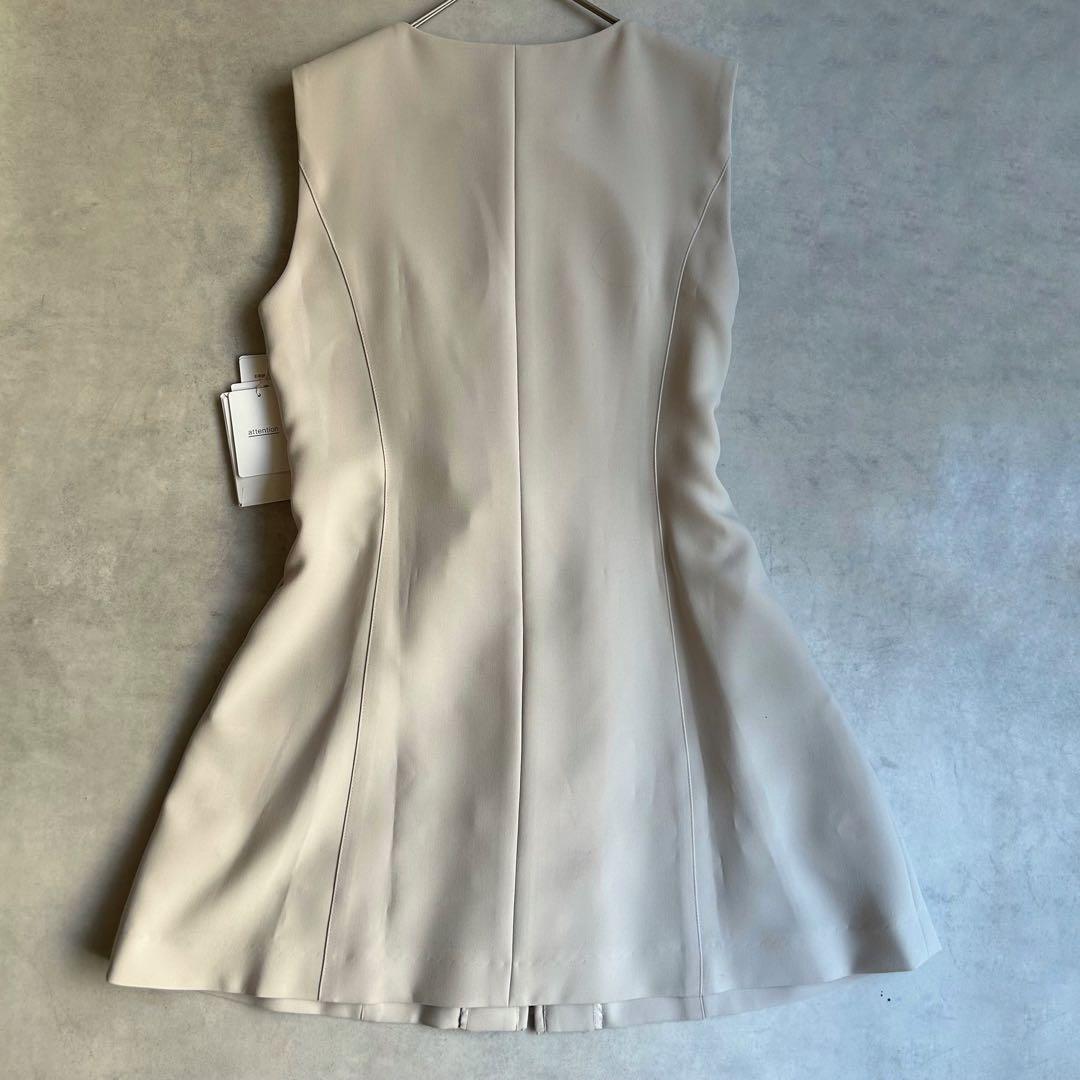 未使用品✨25SS エムズグレイシー フリル付きフェミニンジレ カメリアジップ