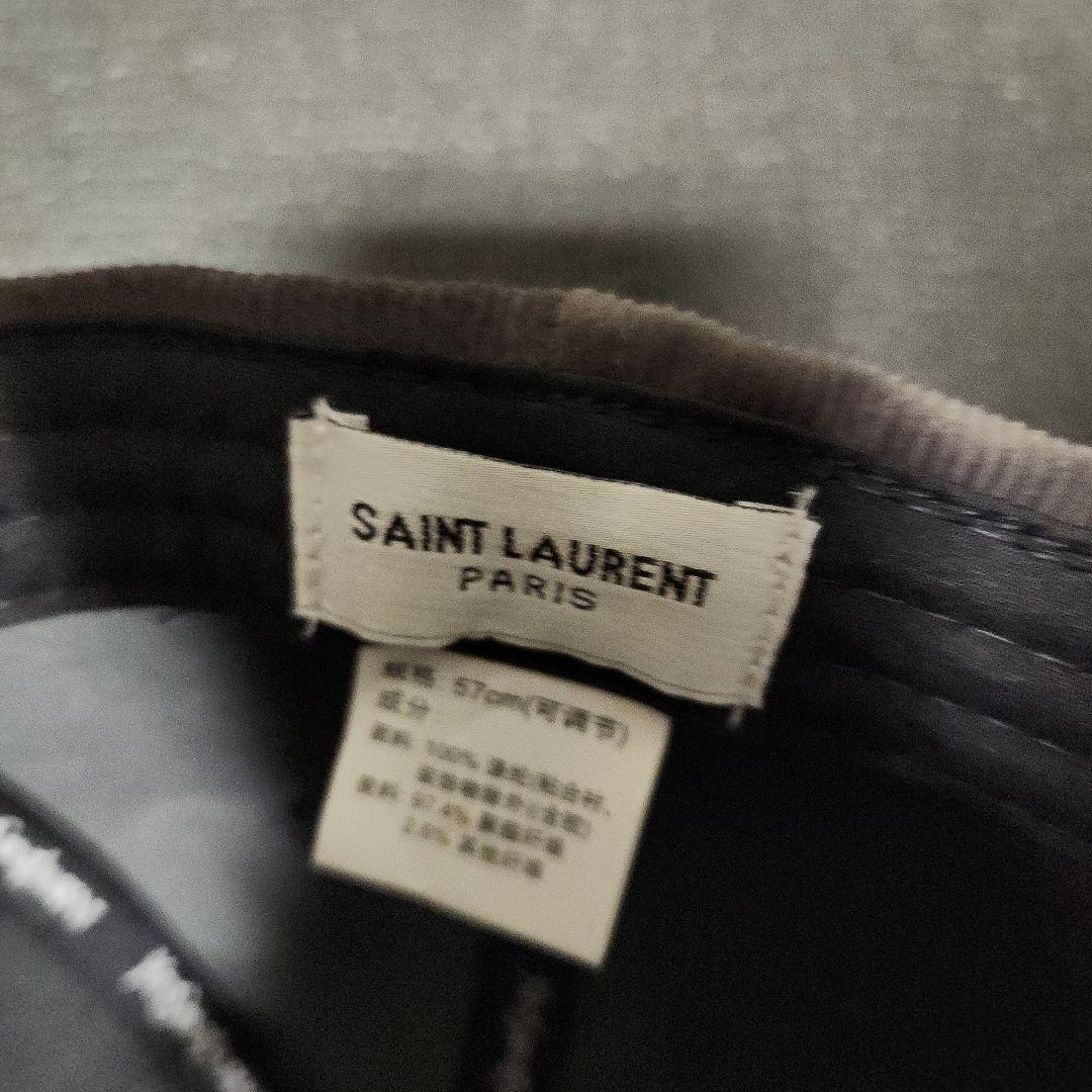 YSL グレー ベースボールキャップ
