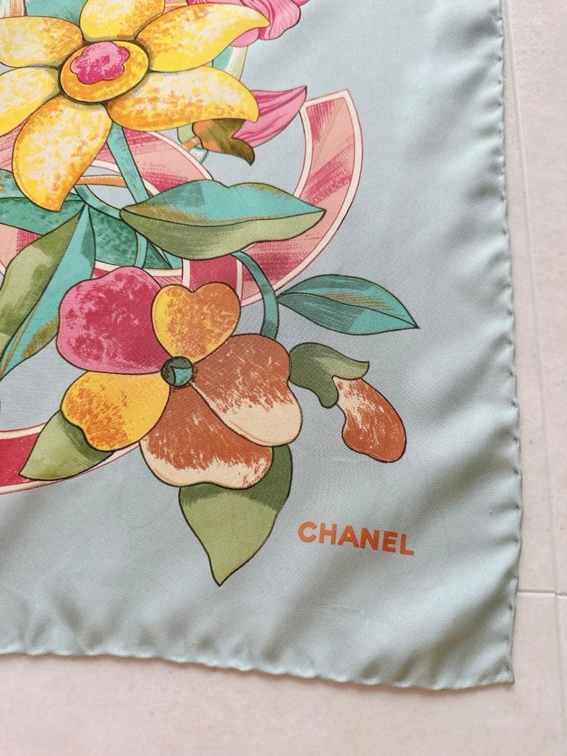 シャネル CHANEL　花柄 大判ストール　シルク100% 水色 ヴィンテージ