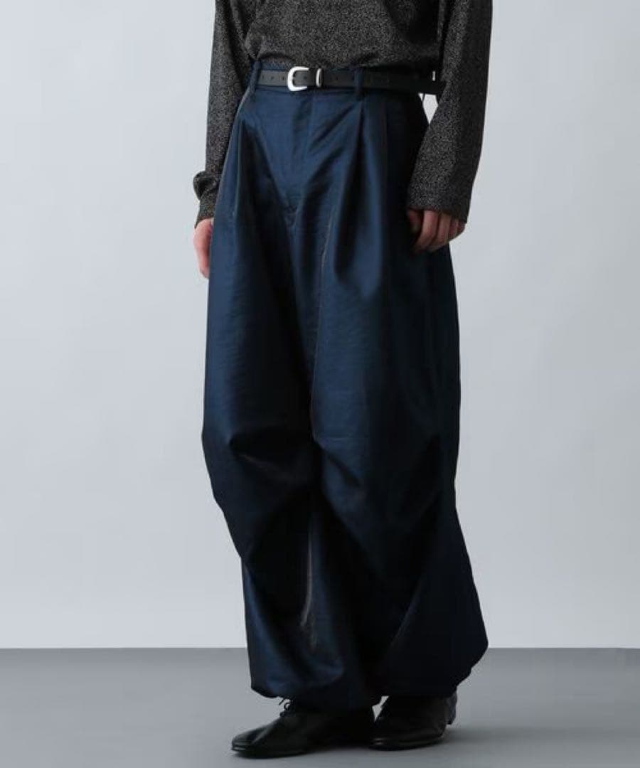 【新品タグ付き】HARE シャイニーワイドレッグパンツ