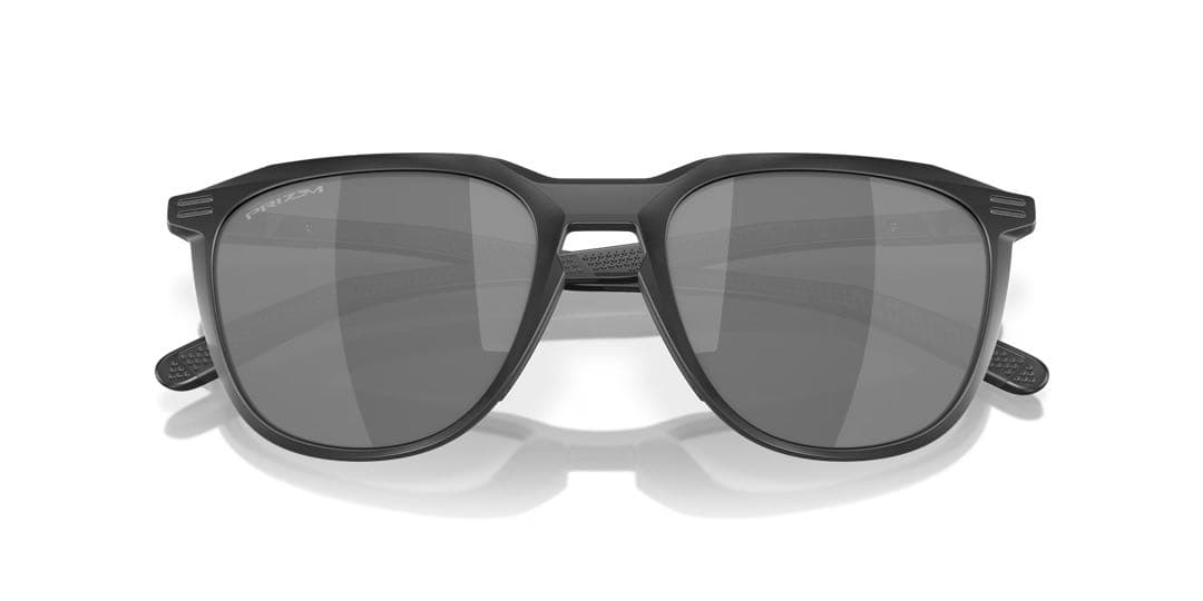小物 Oakley Thurso