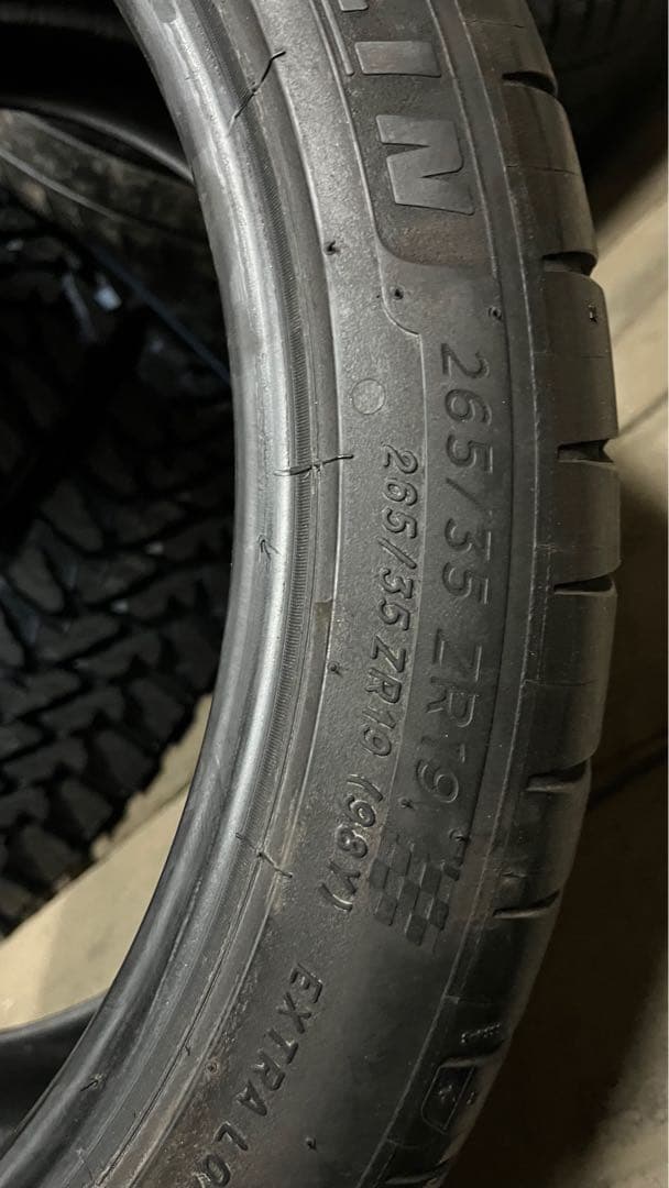 タイヤ・ホイール Michelin Pilot Sport 4S 265/35 ZR19