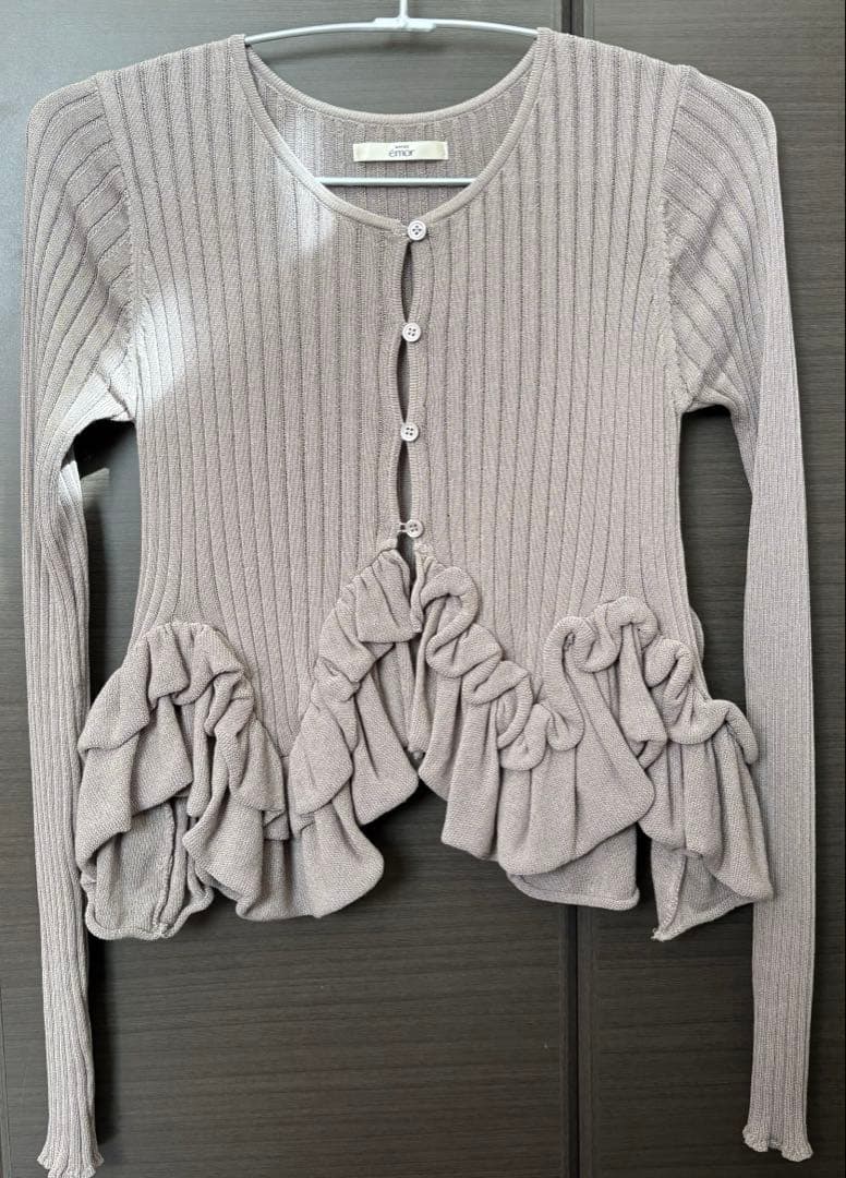 ノートルエモア　blooming frill knit