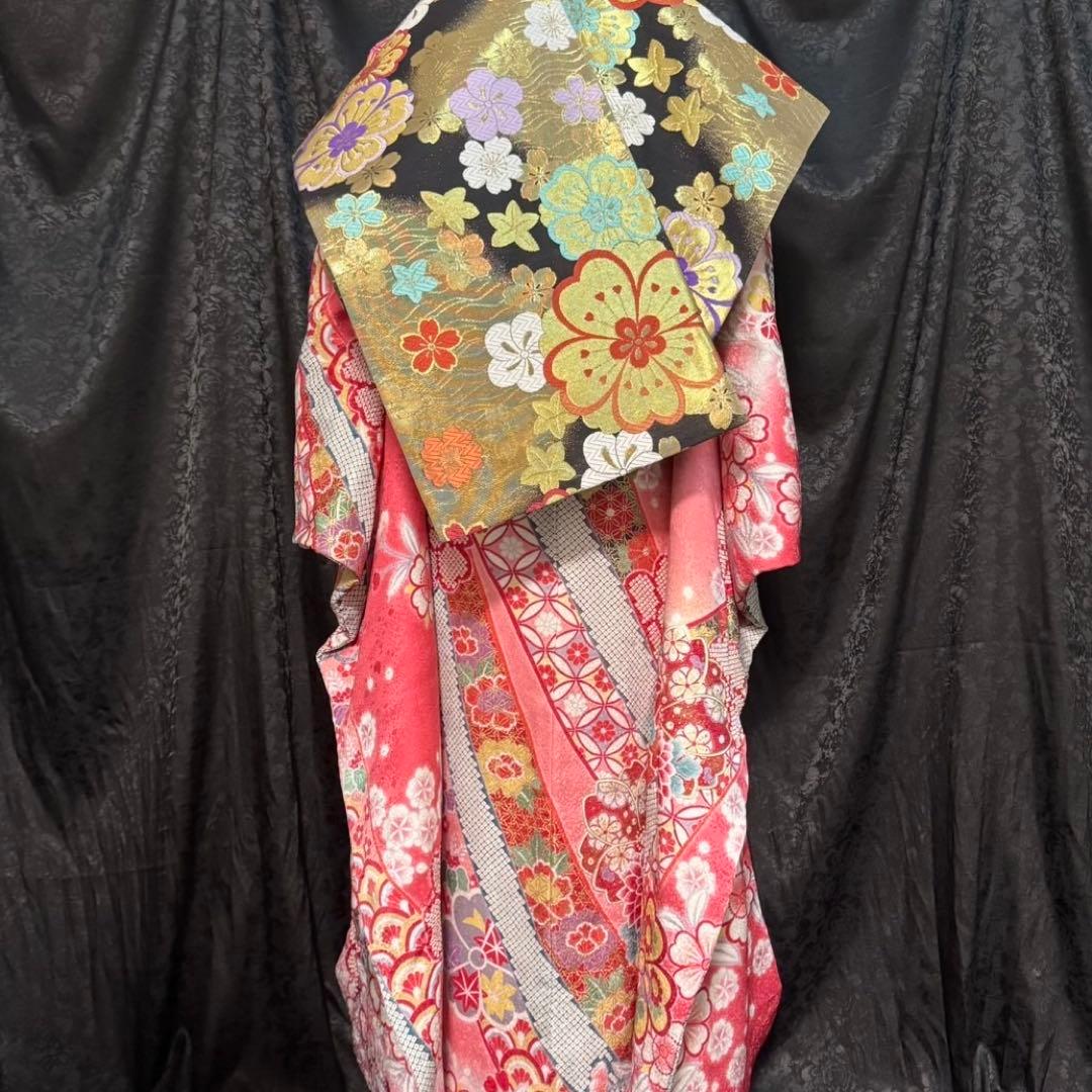 美品　古典柄　絞り　金彩　豪華　舞桜　逸品　フルセット　振袖　振り袖